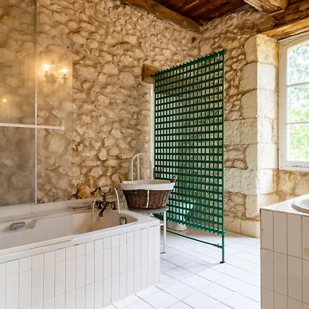 La Jembertie En Perigord