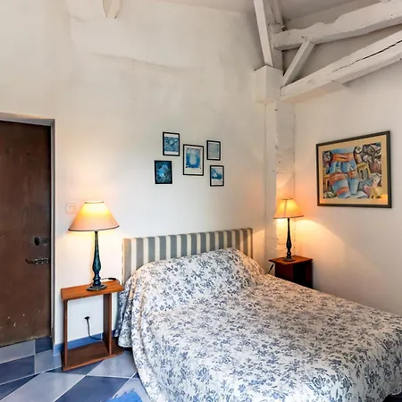 Holiday home La Jembertie En Perigord