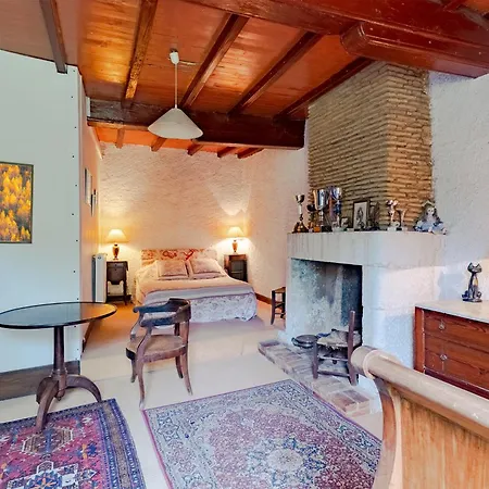 La Jembertie En Perigord Holiday home *